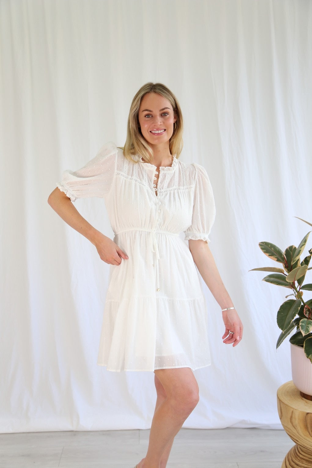 White cotton short dress